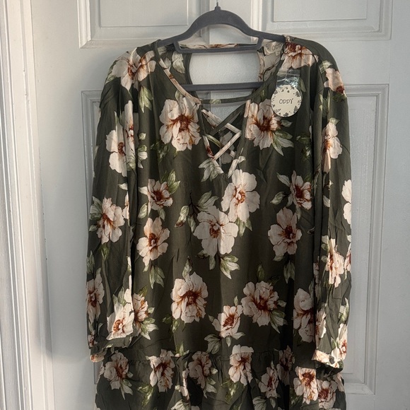 ODDI Tops - Floral Green Women's Top ODDI‎ SZ 3XL new w tags